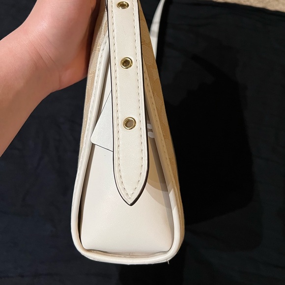 NWOT Coach - Beige & Cream "Jacquard Dufflette" Bag - Picture 8 of 16